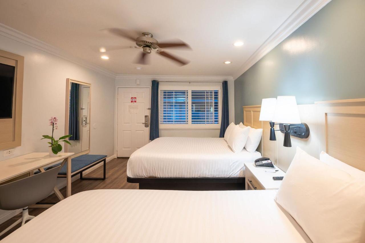 Ramada By Wyndham Redondo Beach Exterior photo