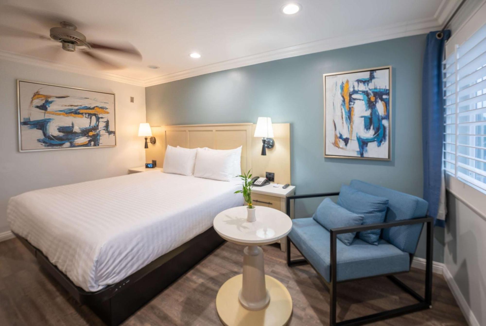 Ramada By Wyndham Redondo Beach Exterior photo
